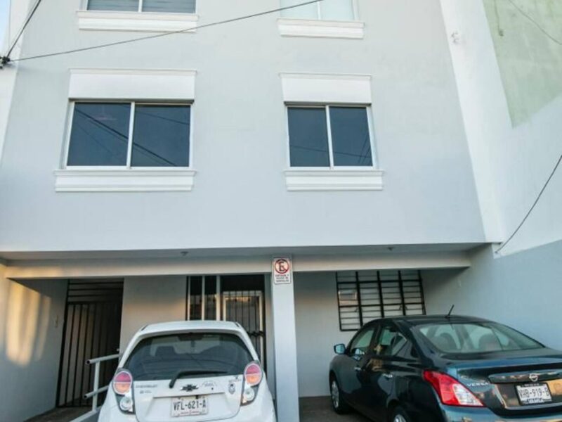 Rio Condos a una cuadra del Acuario Mazatlán